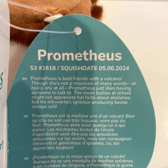 NWT 3.5” Prometheus the Axolotl Smore Squishmallow Clip - Epic Collection - Picture 4 of 4